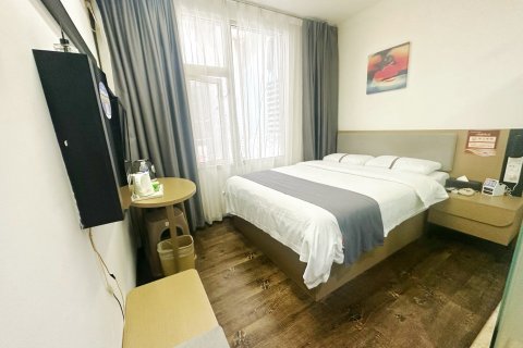 尚客优连锁酒店(遂州南路店)