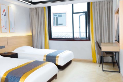 百喜·秋叶酒店(女儿城店)