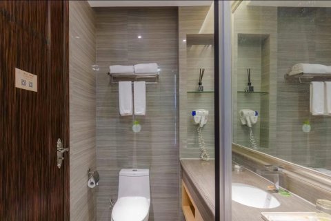 维也纳酒店(鹤山汽车总站店)