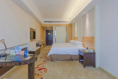 维也纳酒店(鹤山汽车总站店)