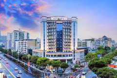 兰欧尚品酒店(吾悦广场华西广安医院店)