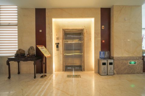 天台喜兰登酒店(紫东北路紫金花城店)