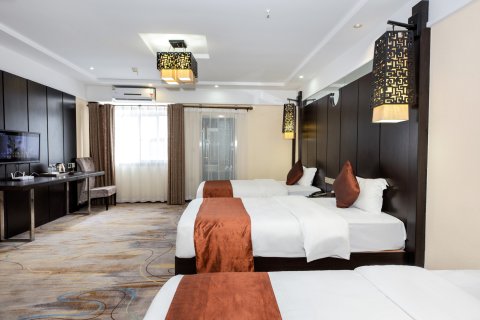 印象庄源酒店(荔波美食街店)