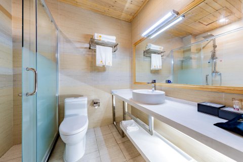 额尔古纳千鹤大酒店