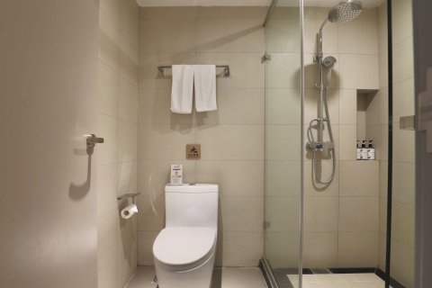 如家商旅酒店(南宁金湖广场地铁站店)