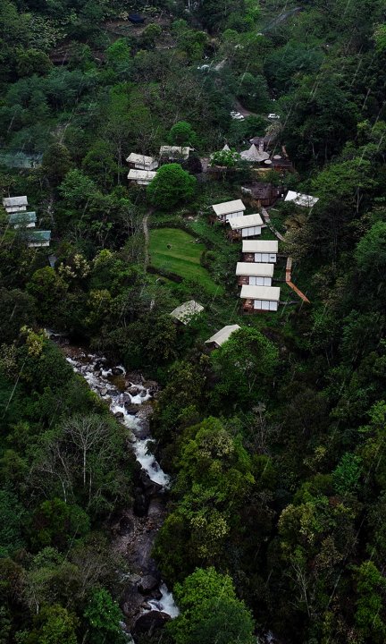 石月亮星谷野奢酒店