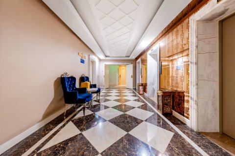 呼和浩特鹊桥大酒店(海亮广场中山路地铁站店)