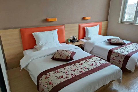 格尔木怡景品质酒店(火车站店)