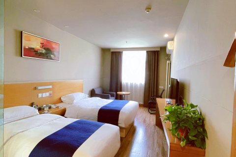 云景精选酒店(南阳火车站新华城市广场店)