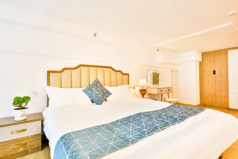 东港国际公馆海景loft酒店(大连威尼斯水城店)