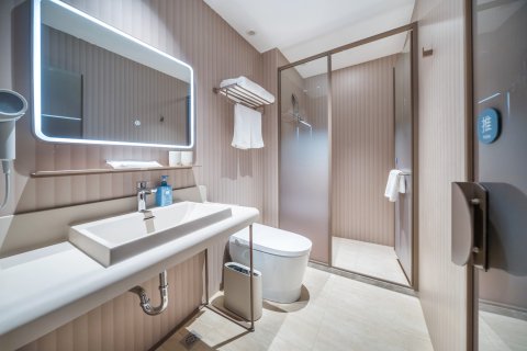 汉庭酒店(哈尔滨公路大桥爱建店)