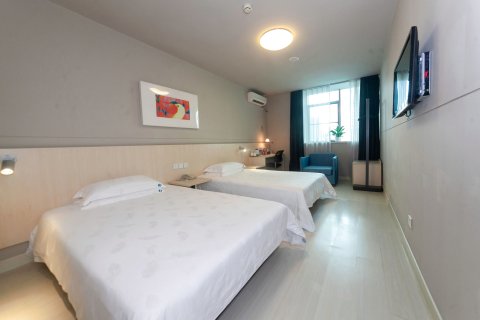 星与辰岐江酒店(兴中广场孙文西路步行街店)