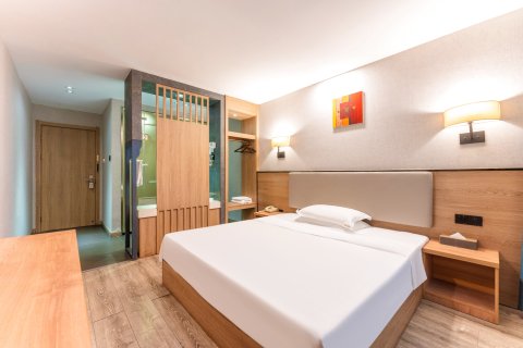 青藤艺宿(余姚阳明西路富巷店)