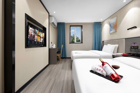 7天连锁酒店(桂阳欧阳海大道店)