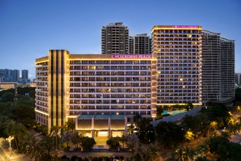 三亚中心皇冠假日酒店