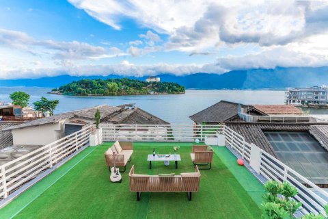 大理甲居6度客栈(双廊南诏风情岛店)