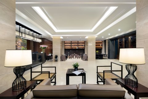 琼中德润商务酒店(琼中汽车站三月三广场店)