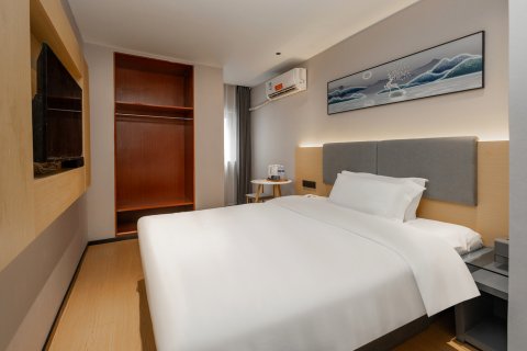 苍溪元生商务酒店