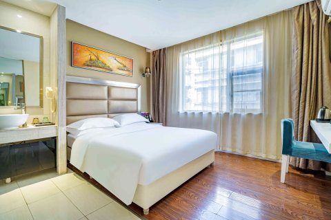 丽橙酒店(长阳清江画廊店)