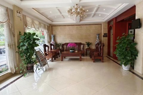 丝绸大酒店(河池市政府店)