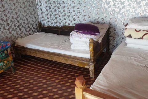 香巴拉临湖民宿