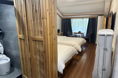 凤凰花锦时客栈