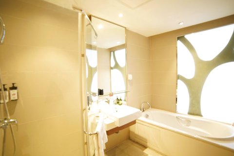 三迪佩斯酒店(宝鸡行政中心高铁站店)