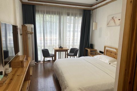 凤凰花锦时客栈