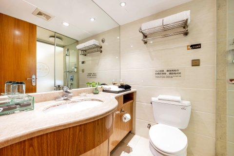 秦唐一号酒店(西安钟鼓楼回民街店)