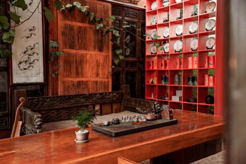 丽江束河古溪庭院客栈