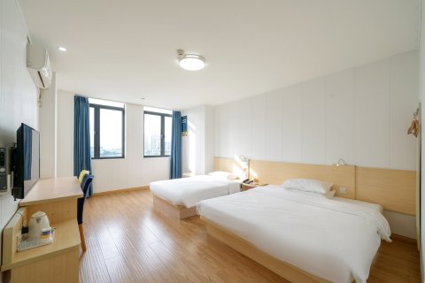 7天连锁酒店(太仓上海东路万达广场店)