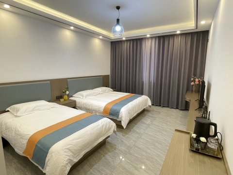 石林台丰客栈