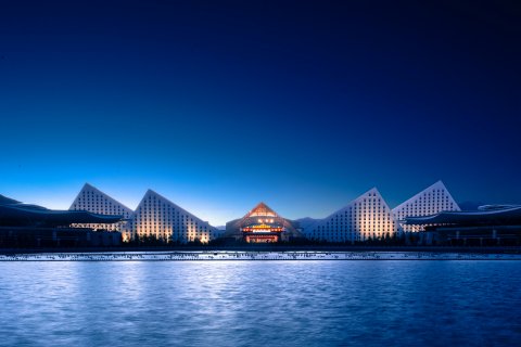 拉萨圣地天堂洲际大饭店