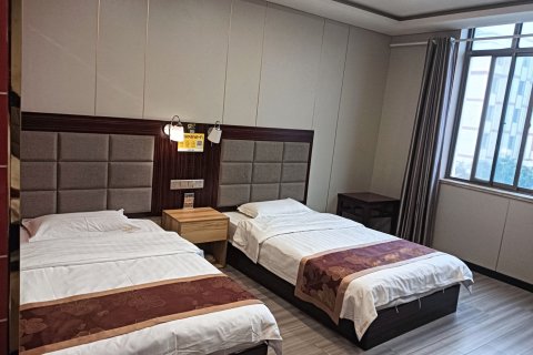 渭源皇冠假日酒店