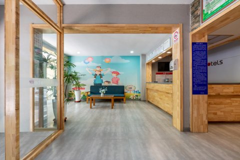 骏怡连锁酒店(滨州渤海国际店)