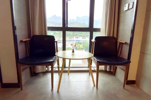 Q加·满庭芳客栈(张家界火车站天门山店)