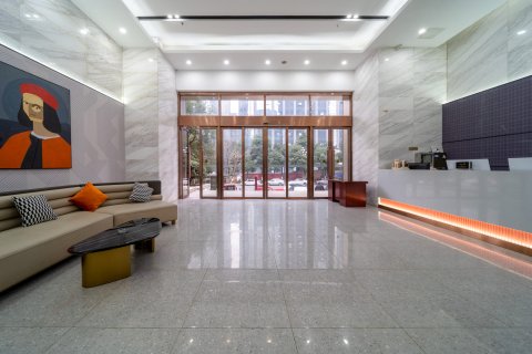 贵阳豪威大酒店(观山湖公园林城西路地铁站店)