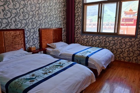 夏河彭措琳卡民宿