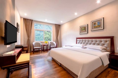 理县毕棚沟宾馆