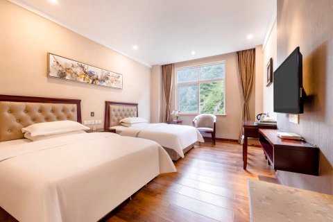 理县毕棚沟宾馆