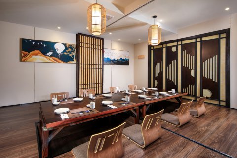 维纳斯皇家酒店(柳州窑埠古镇城中万达店)