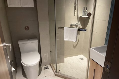 如家酒店·neo(上海外滩城隍庙小南门地铁站店)