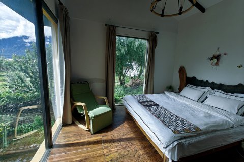 米林远方有个家精品客栈