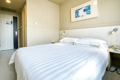 锦江之星酒店(长春汽贸城吾悦广场店)