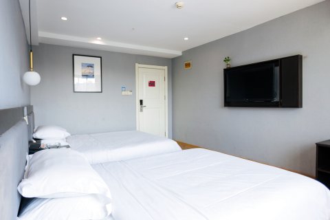 天鹅湖酒店(沭阳三匹马商业广场店)