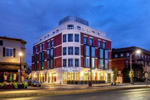 波特广场酒店(Porter Square Hotel)