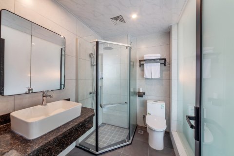 荣盛酒店(鹏泰广场店)