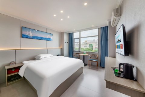 荣盛酒店(鹏泰广场店)