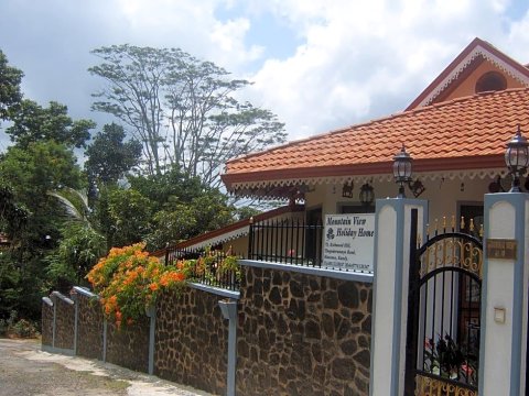 山景度假宾馆(Mountain View Holiday Home)