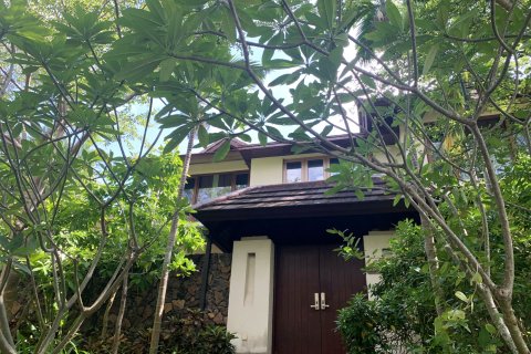 三亚亚龙湾石溪墅建国度假酒店